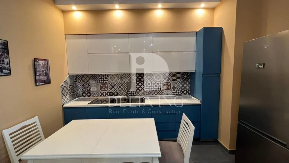 Tirane, jepet me qera apartament 1+1+Aneks+Ballkon Kati 4, 70 m² 450 € (Kopshti Botanik)