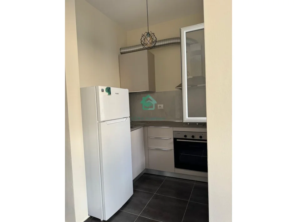 Durres, shitet apartament 1+1 Kati 3, 56 m² 105.000 € (Gjiri i Lalzit)