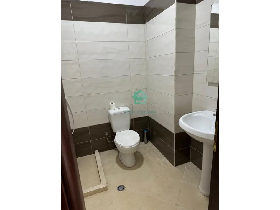Durres, shitet apartament 1+1 Kati 3, 56 m² 105.000 € (Gjiri i Lalzit)