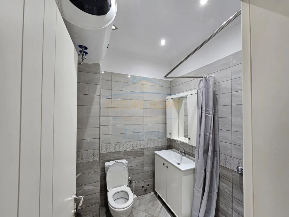 Tirane, jepet me qera apartament 2+1+Ballkon Kati 3, 125 m² 900 € (Kopshti Zoologjik)