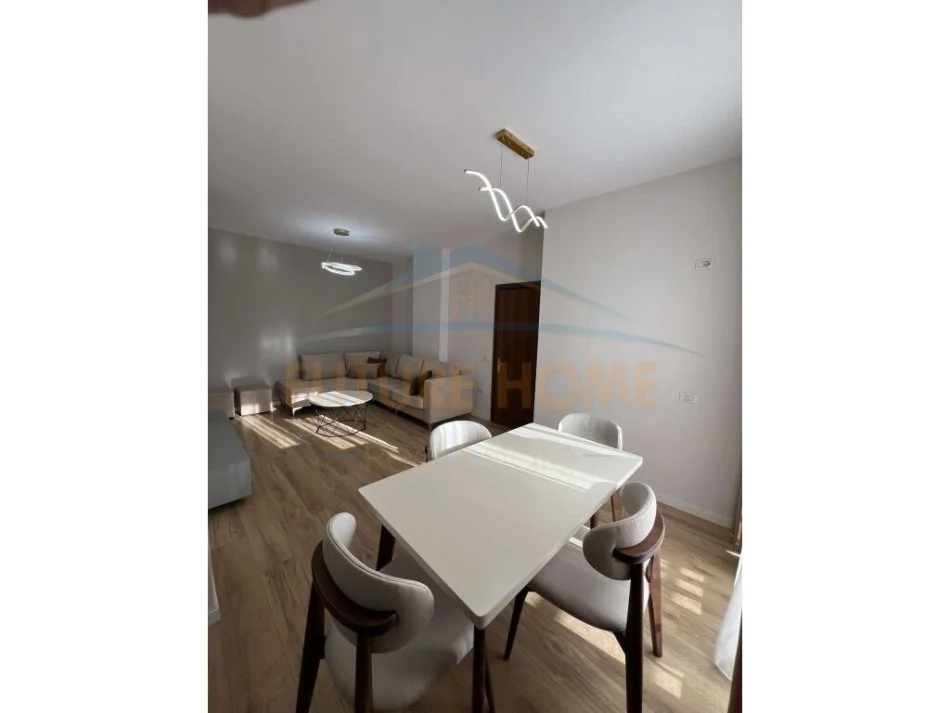 Tirane, shitet apartament 2+1 Kati 6, 91 m² 118.000 € (UNAZA E RE TIRANE)