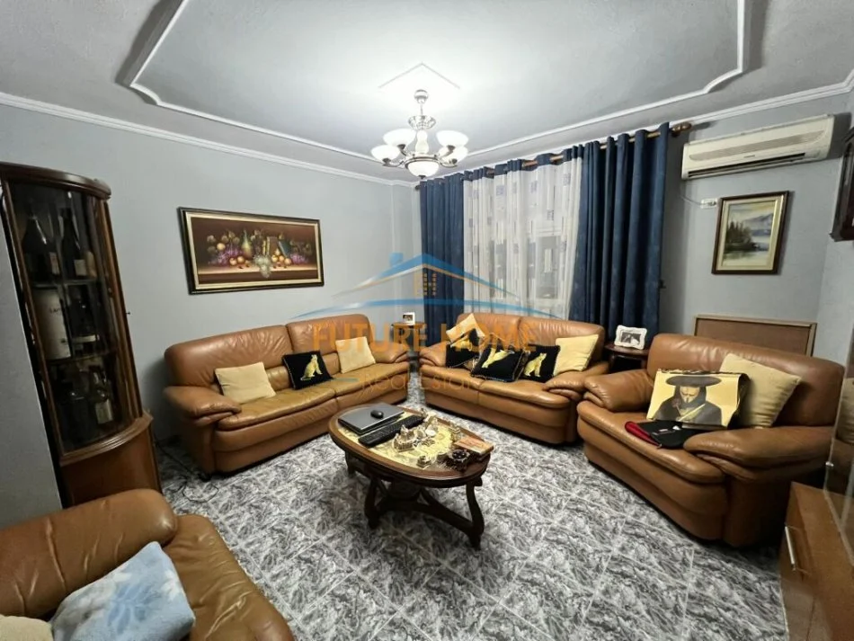Tirane, shitet apartament 2+1 Kati 5, 95 m² 162.000 € (KOMUNA E PARISIT TIRANE)