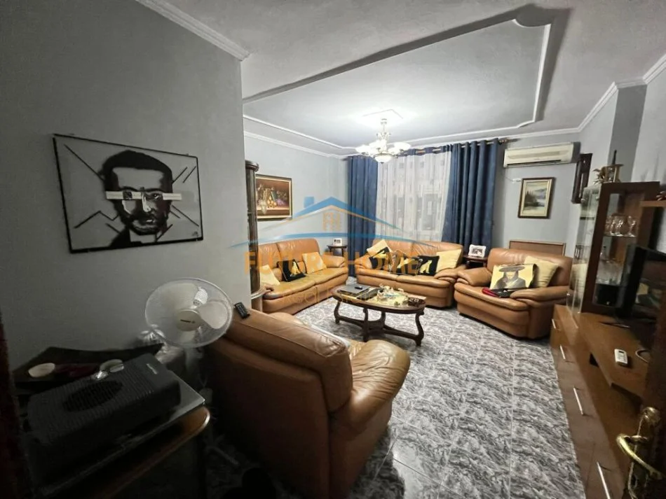 Tirane, shitet apartament 2+1 Kati 5, 95 m² 162.000 € (KOMUNA E PARISIT TIRANE)