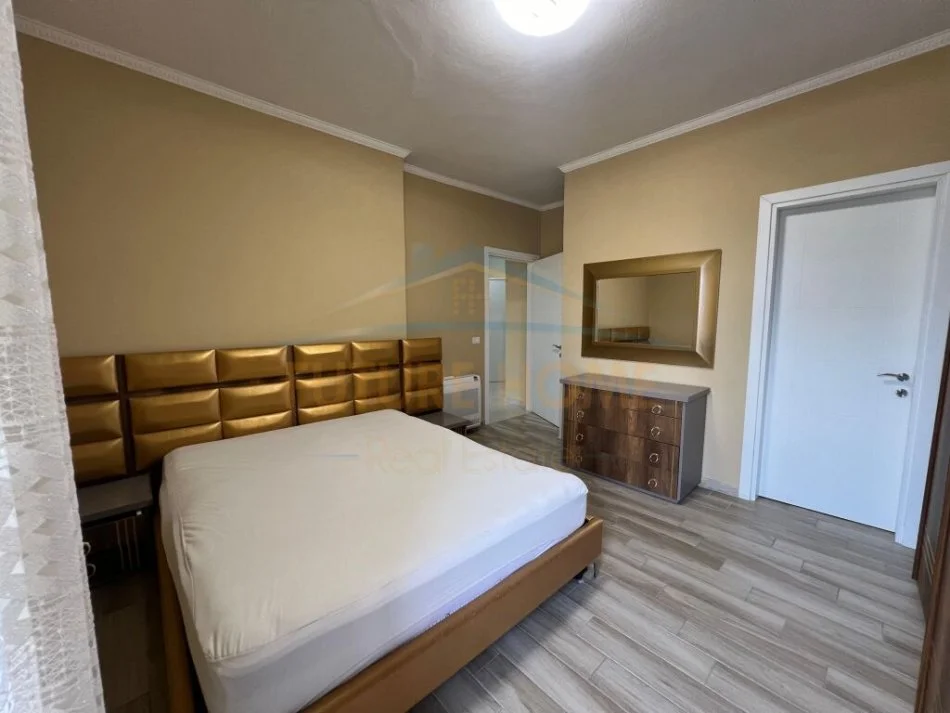 jepet me qera ,  Qendër , Durres