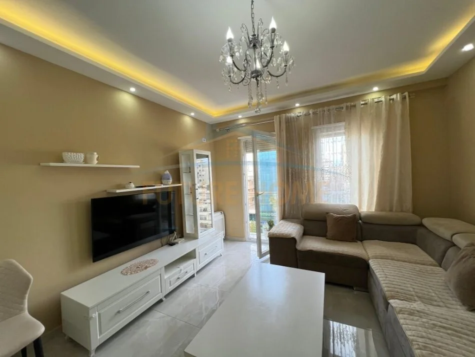 jepet me qera ,  Qendër , Durres