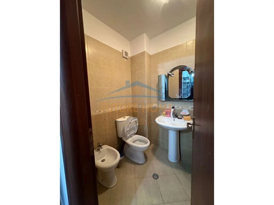 Jepet me qera apartament 1+1 Kati 3, 78 m² 250 € (Plazh Iliria, Durres)