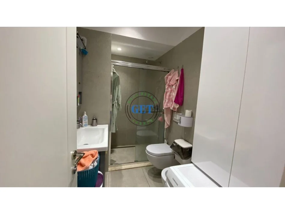 Durres, shitet apartament 2+1 Kati 4, 81 m² 135.000 € (Rruga e portit)