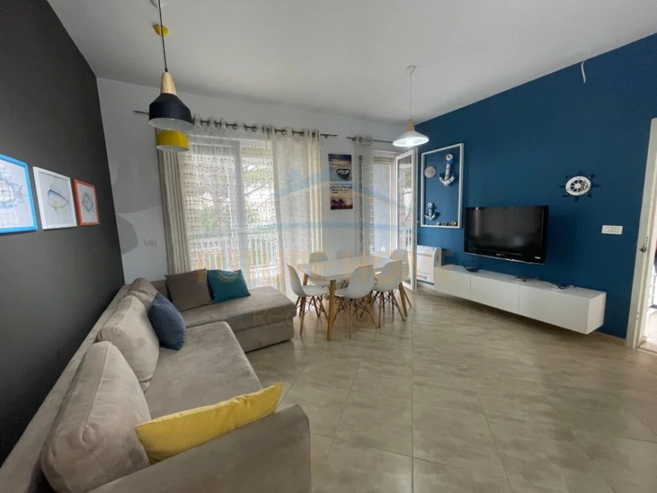 Durres, shitet apartament 2+1+Ballkon Kati 2, 90 m² 190.000 € (GJIRI I LALEZIT)