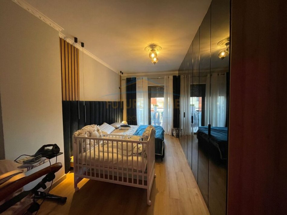 Tirane, shitet apartament 1+1+Ballkon Kati 3, 70 m² 160.000 € (Kodra e Diellit)
