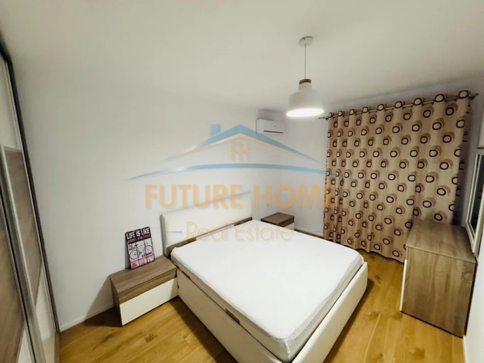 Tirane, jepet me qera apartament 1+1 Kati 9, 64 m² 450 € (Kompleksi Golden Park)