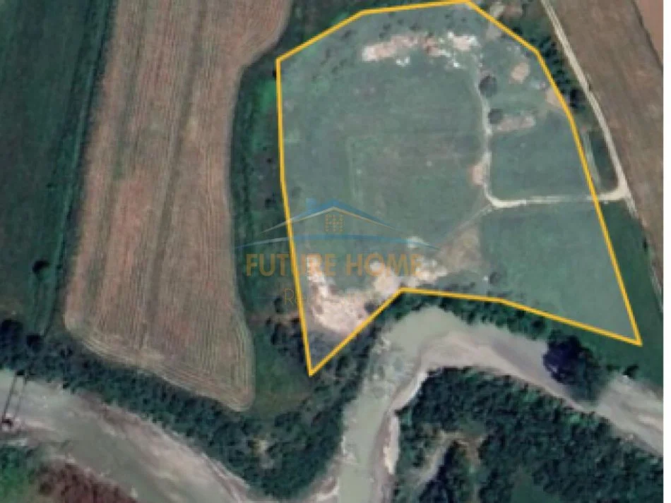 Tirane, shitet toke , 12.740 m² 637.000 € (VISHAJ TIRANE)