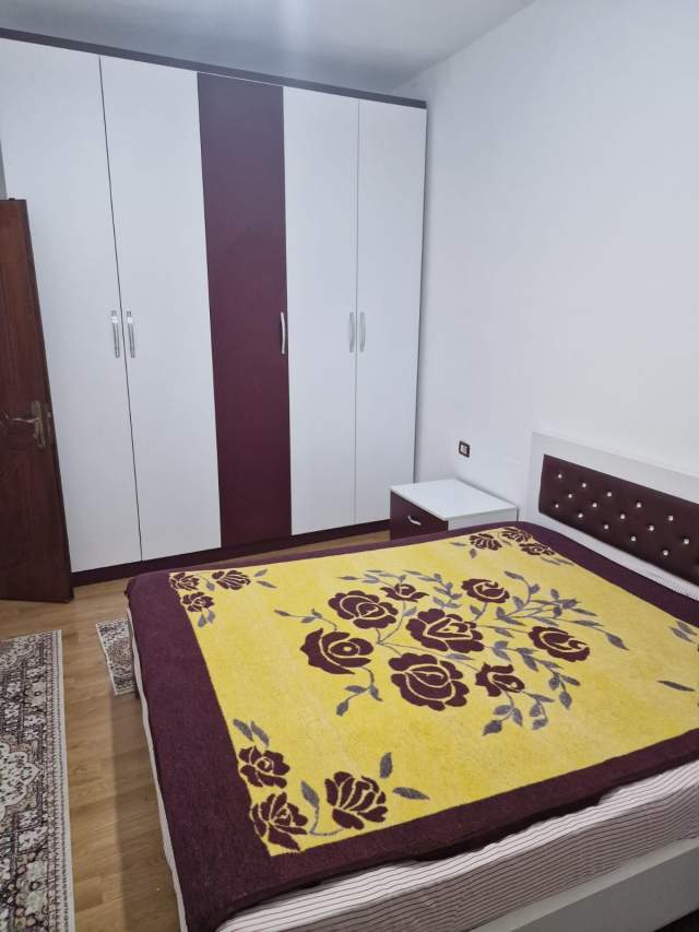 Tirane,Me qera apartament 3+1+BLK Kati 3, 120 m² 355 Euro Bulevardi Ri