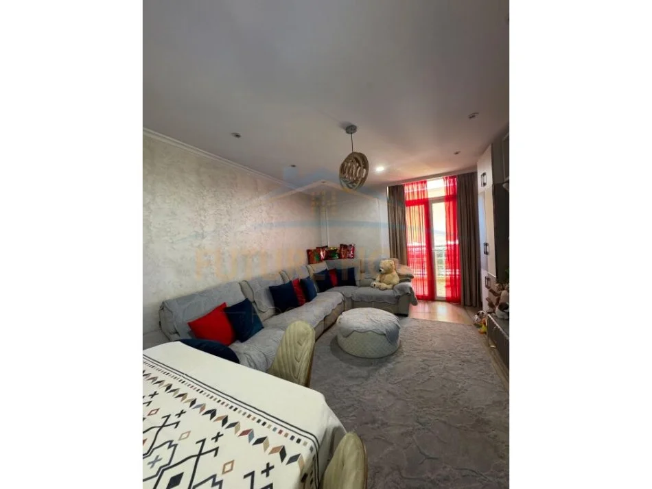 Tirane, shitet apartament 2+1 Kati 5, 115 m² 220.000 € (Rruga Bardhyl)