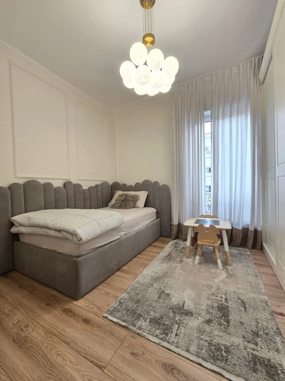 Tirane, shitet apartament 3+1+Ballkon Kati 5, 136 m² 450.000 € (Kompleksi Deliorgjit)