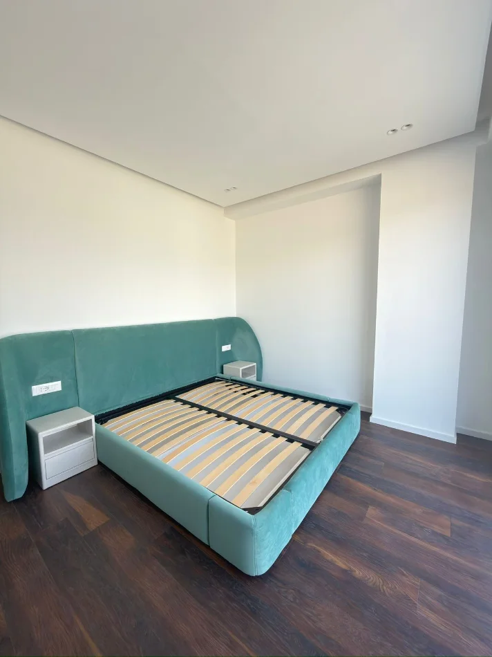 Tirane, jepet me qera apartament Vile 2 Katshe , 4.500 € 