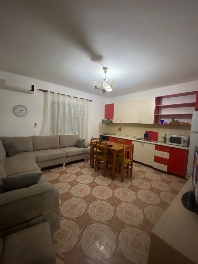 Tirane, jepet me qera apartament 1+1+A+BLK Kati 1, 70 m² 265 Euro (5 Maji)