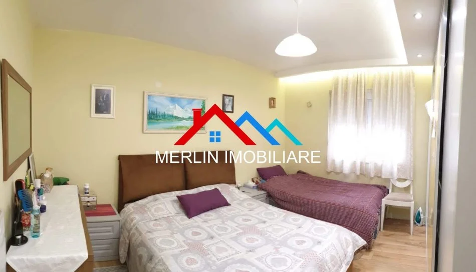 Tirane, shitet apartament 3+1+Ballkon Kati 5, 90 m² 210.000 € (RRUGA E ELBASANIT)