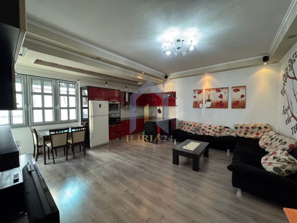 Tirane, jap me qera apartament 1+1+Ballkon Kati 2, 70 m² 500 € (Bernard Bilota)