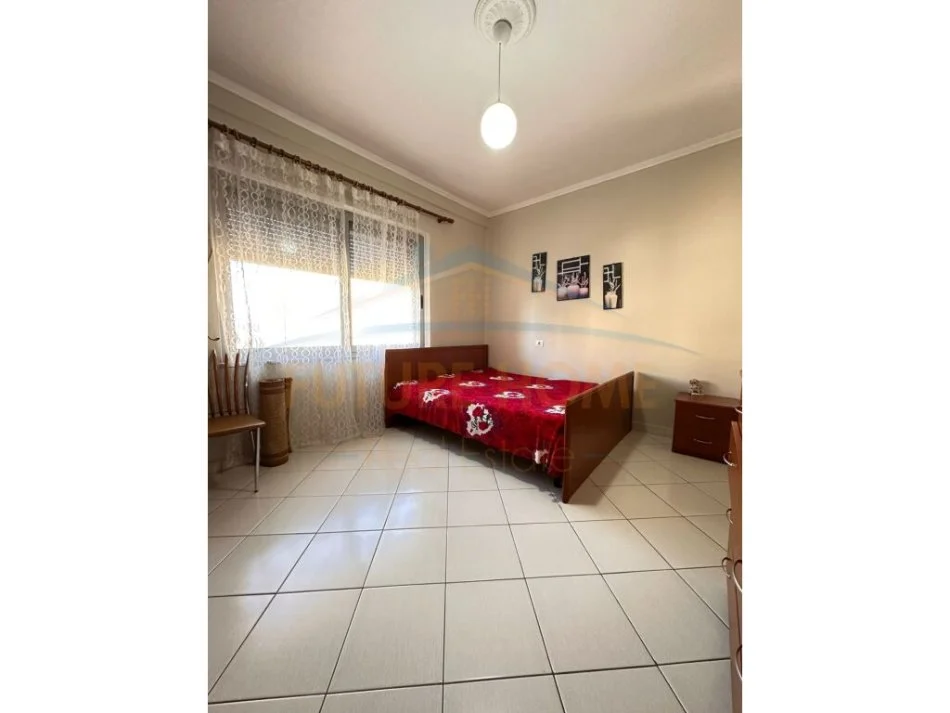 Tirane, shitet apartament 2+1+Ballkon Kati 7, 104 m² 133.000 € (Unaza e Re)