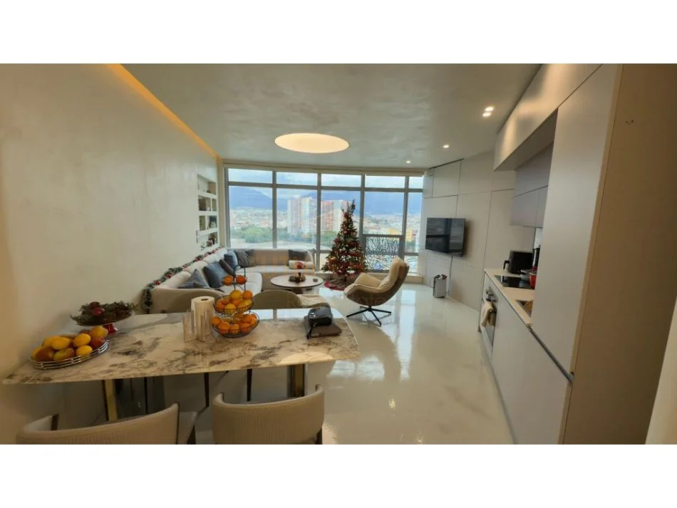 Tirane, shitet apartament 1+1 Kati 8, 74 m² 130.000 € (Kthesa e Kamzes)