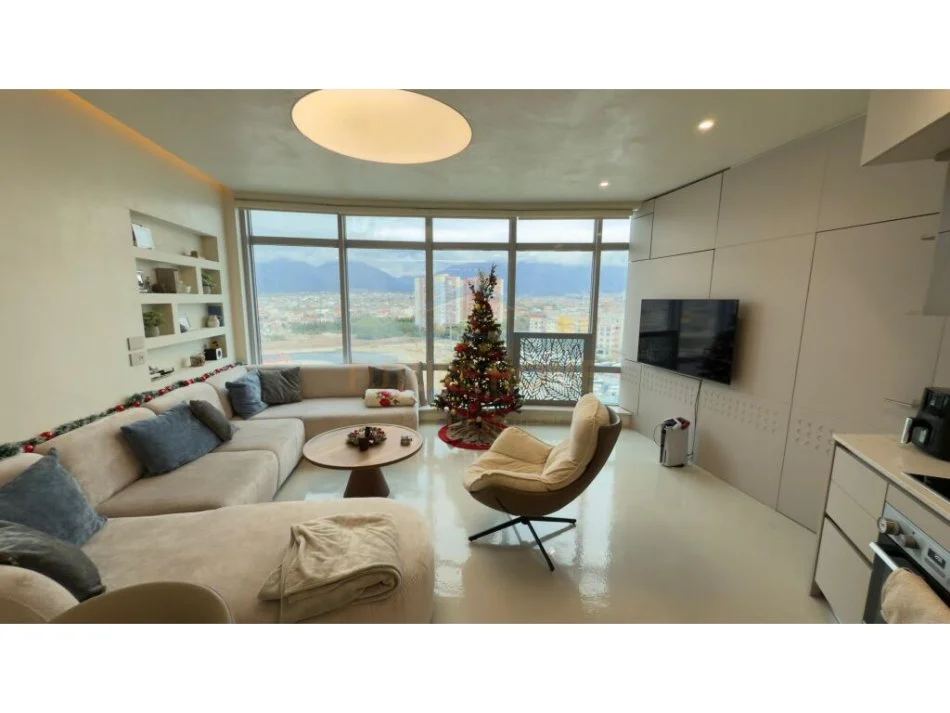 Tirane, shitet apartament 1+1 Kati 8, 74 m² 130.000 € (Kthesa e Kamzes)