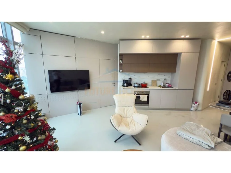 Tirane, shitet apartament 1+1 Kati 8, 74 m² 130.000 € (Kthesa e Kamzes)