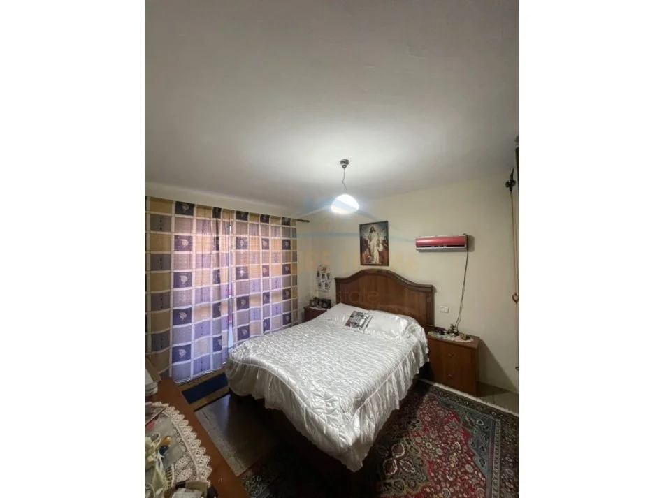 Tirane, shitet apartament 2+1+Ballkon Kati 3, 82 m² 150.000 € (Vasil Shanto)