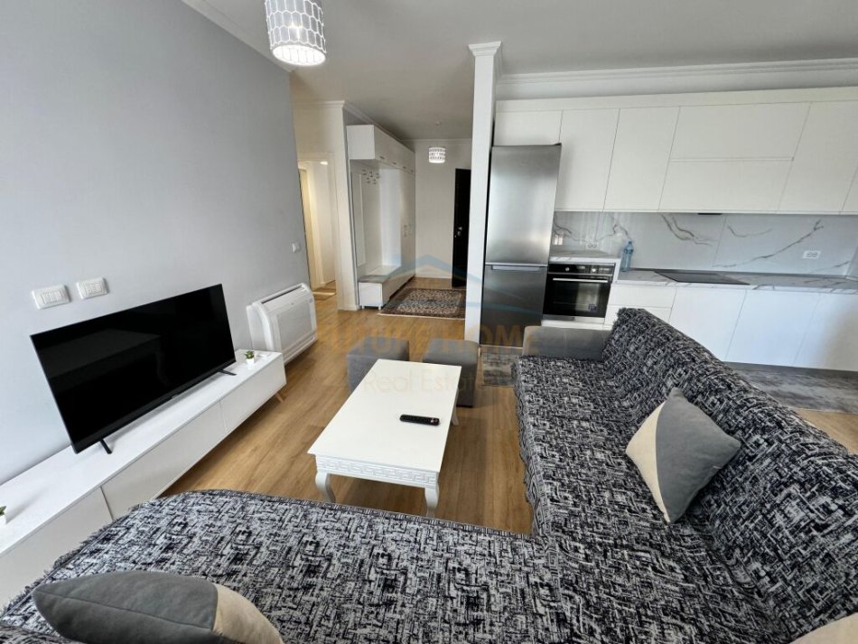 Tirane, jepet me qera apartament 2+1 Kati 4, 97 m² 650 € (rruga Egnatia, Don Bosko)