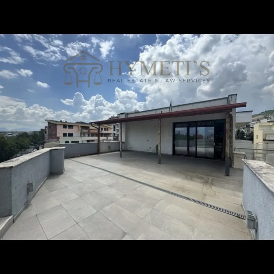 Tirane, jepet me qera apartament 2+1 Kati 5, 210 m² 1.200 € (Liqeni Thate)