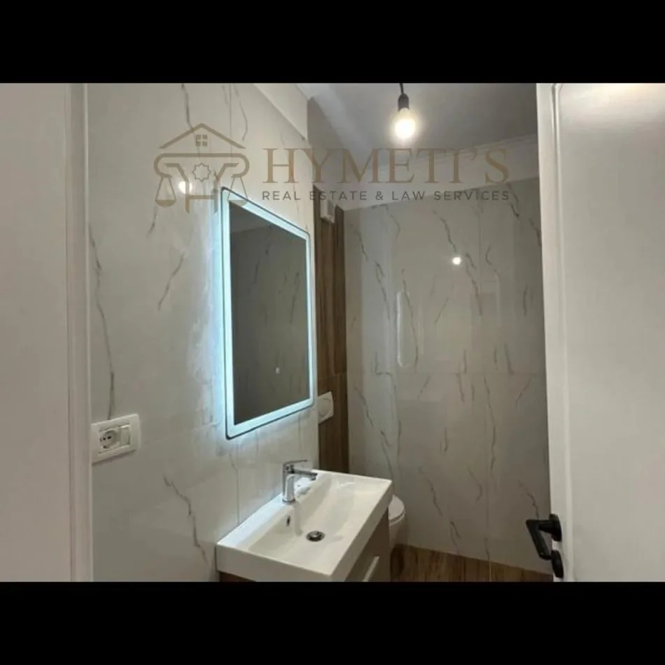 Tirane, shitet apartament 1+1 Kati 2, 43 m² 120.000 € (Rruga Haxhi Hysen Dalliu, Prokuroria)