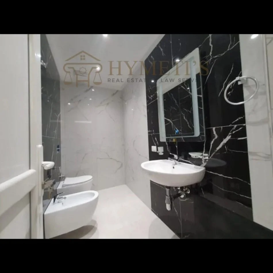 Tirane, shitet apartament 3+1 , 145 m² (Sauk, Residenca "Touch of the Sun")