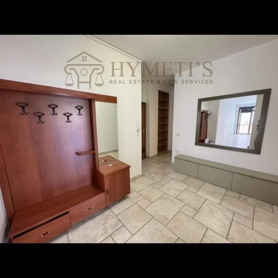 Tirane, jepet me qera ambjent biznesi Kati 4, 137 m² 1.200 € (Rruga e Elbasanit, prane RTSH)