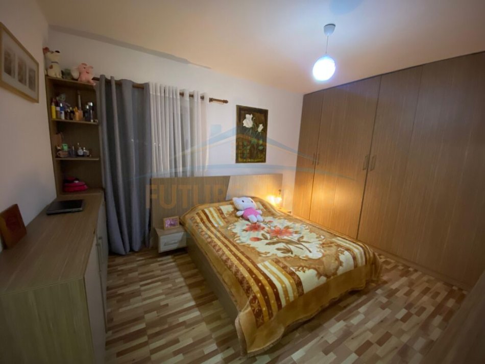 Tirane, jepet me qera apartament 1+1 Kati 3, 58 m² 450 € (rruga e Dibres)