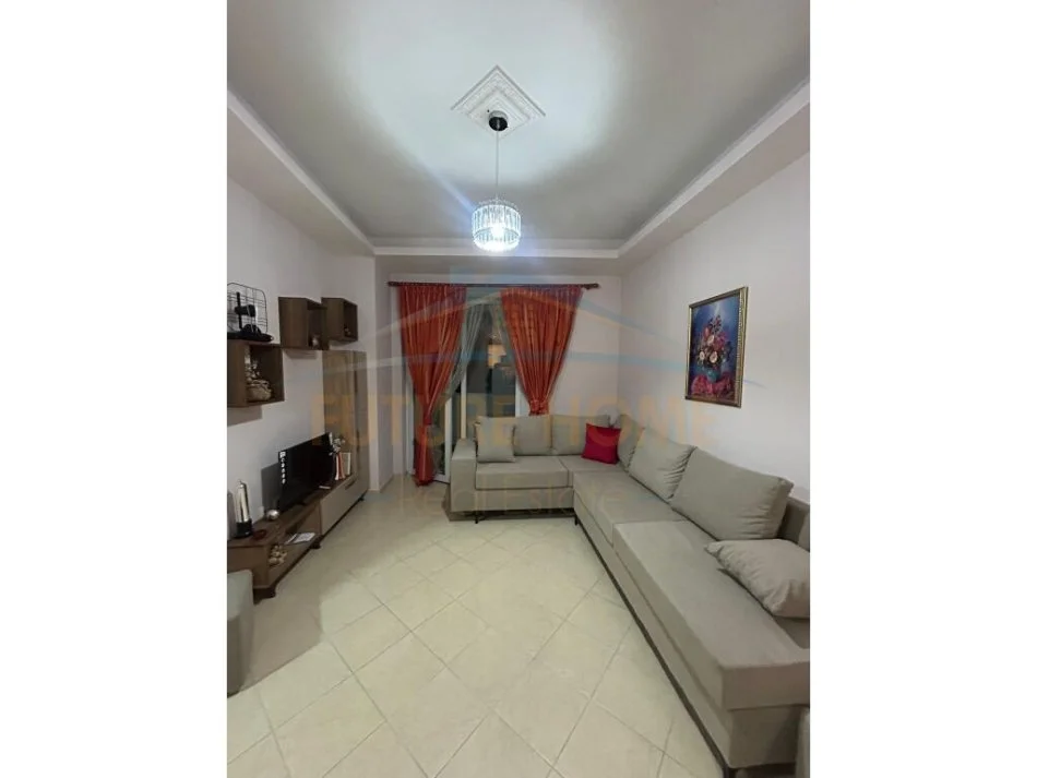 Tirane, shitet apartament 2+1 Kati 2, 103 m² 128.000 € (FRESK)