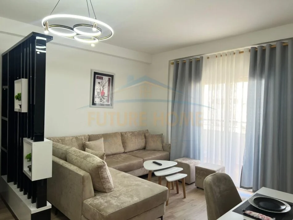 Plazh Iliria, shitet apartament 1+1 Kati 9, 70 m² 97.000 € (Durres)