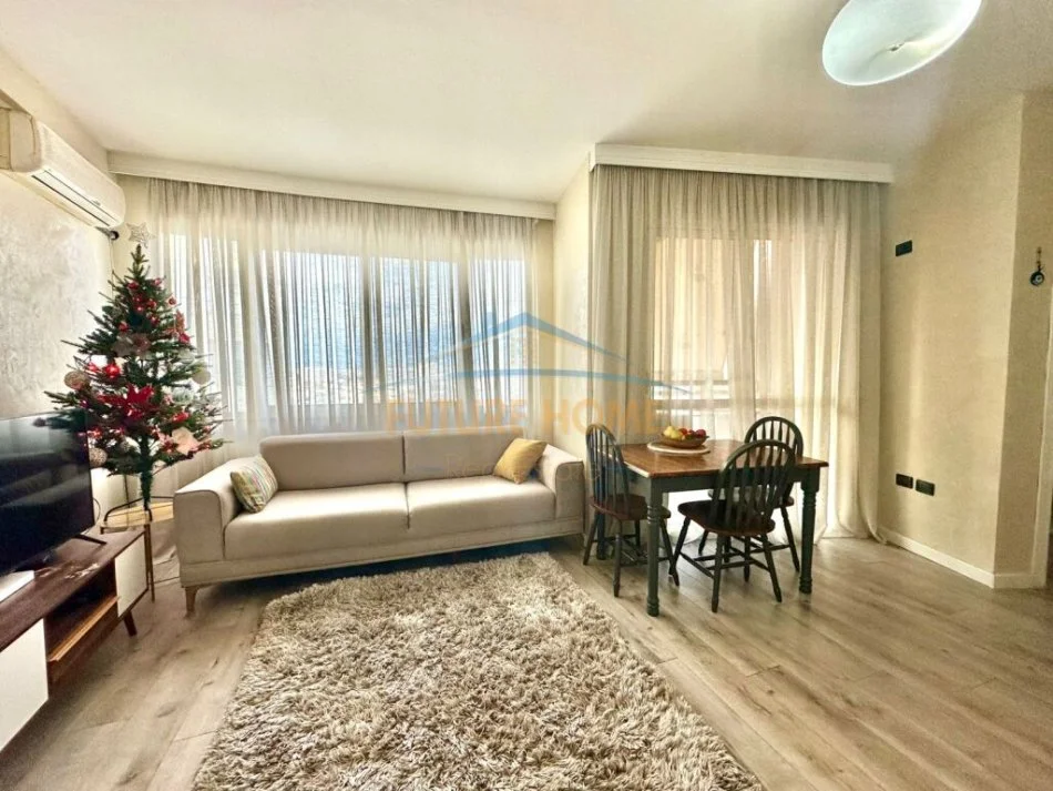 Tirane, jepet me qera 1+1+Ballkon Kati 6, 500 € (Unaza e Re)