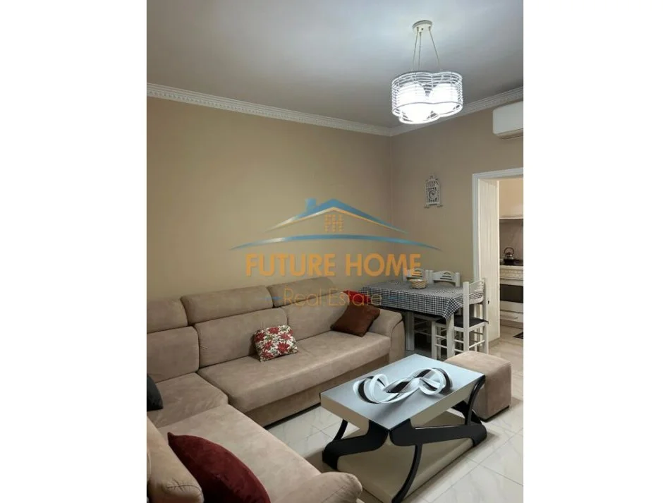 Tirane, shitet apartament 1+1+Ballkon Kati 3, 53 m² 120.000 € (Rruga Bardhyl)