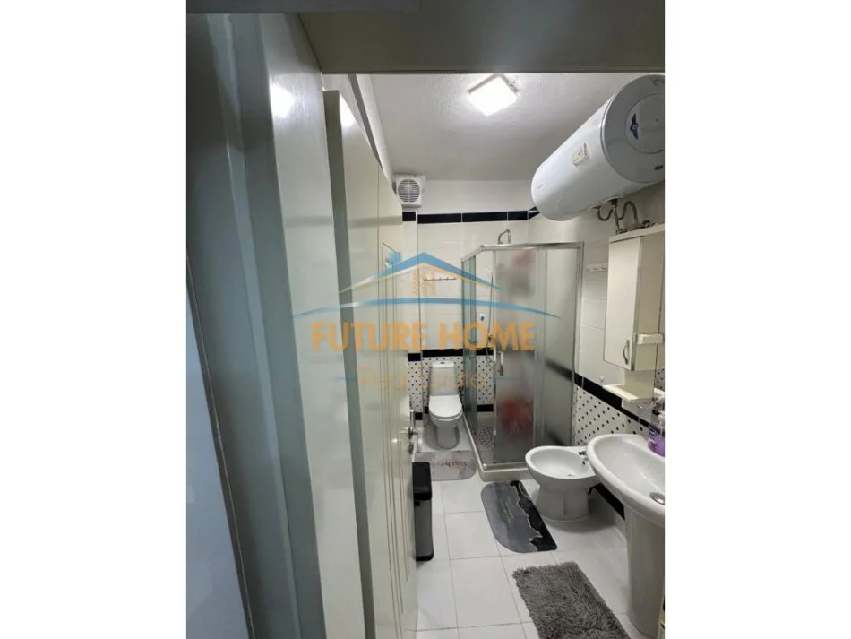 Tirane, shitet apartament 1+1+Ballkon Kati 3, 53 m² 120.000 € (Rruga Bardhyl)