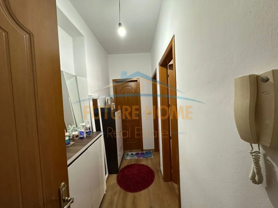 Tirane, shitet apartament 2+1 Kati 4, 75 m² 110.000 € (Porcelan)