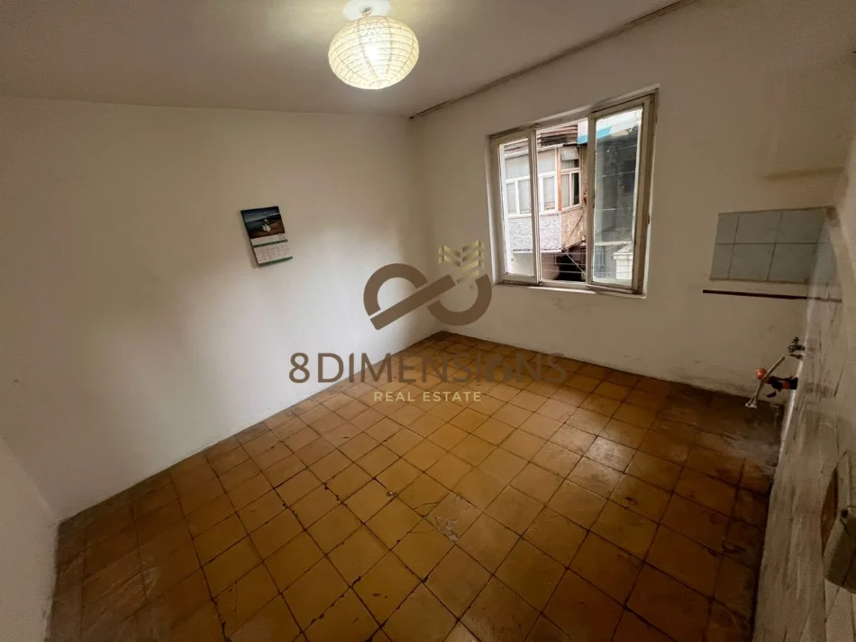 Tirane, shitet apartament 2+1 Kati 2, 49 m² 99.500 € (ish parku)