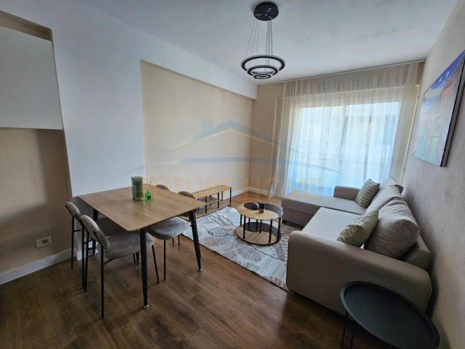 Durres, shitet apartament 1+1 Kati 8, 50 m² 66.000 € (Shkembi i Kavajes, Durres)