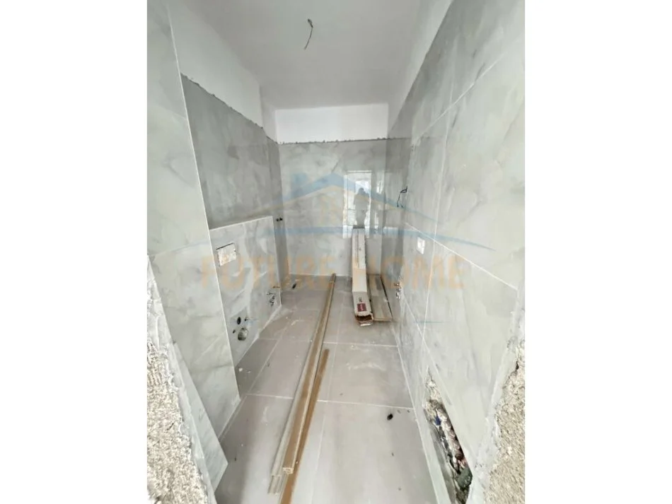 Tirane, shitet apartament 2+1 Kati 3, 107 m² 144.000 € (Kompleksi Jolla, Unaza e Re, Tiranë)
