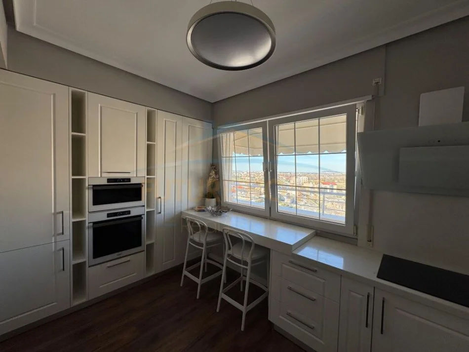 Kavaje, shitet apartament+verande | Penthouse 3+1+Aneks+Ballkon Kati 3, 310 m² 175.000 € (kavaje)