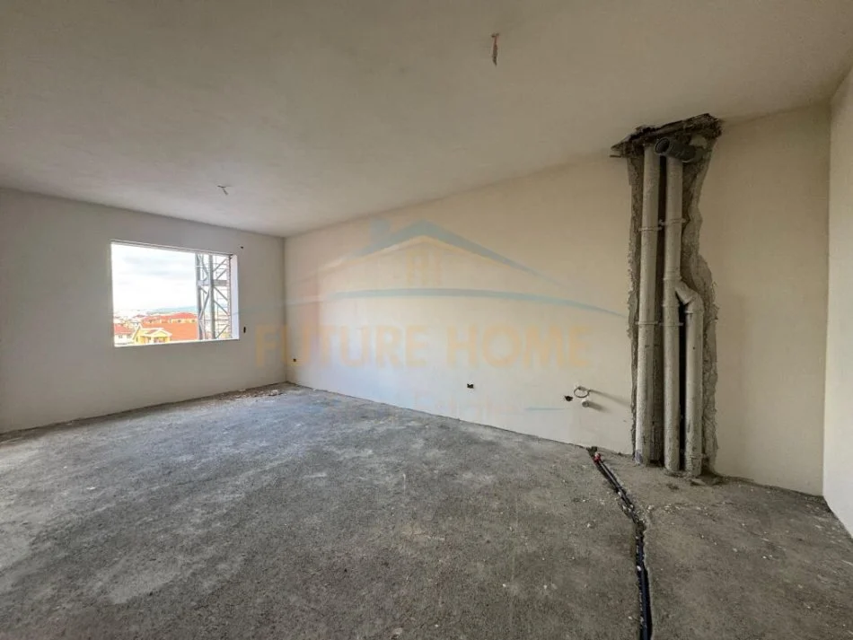 Tirane, shitet apartament 2+1 Kati 8, 107 m² 93.140 € (KAMEZ)