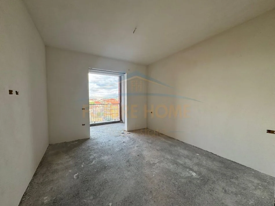 Tirane, shitet apartament 2+1 Kati 8, 107 m² 93.140 € (KAMEZ)