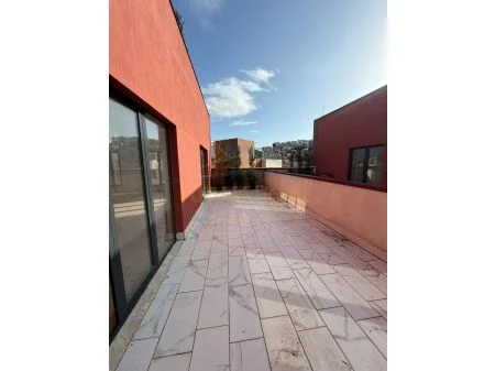 Shitet, Apartament 3+1+2, prane Kodrës së Diellit 1, Tiranë. AREA48034