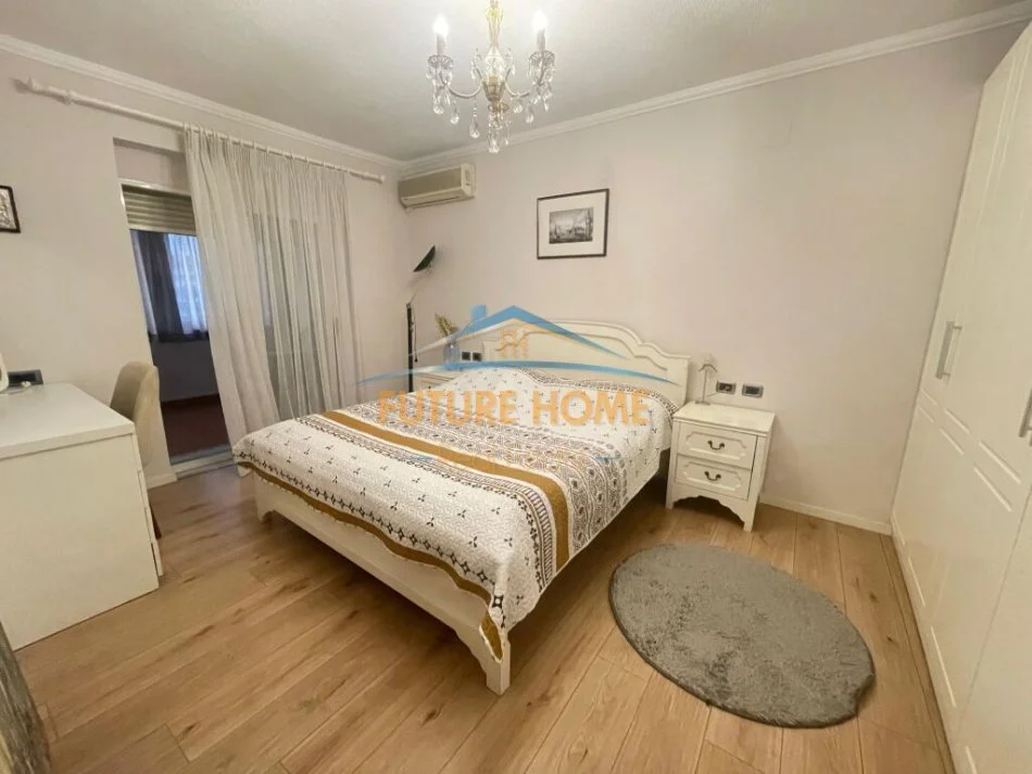 Tirane, jepet me qera 2+1 Kati 2, 80 m² 700 € (MYSLYM SHYRI)