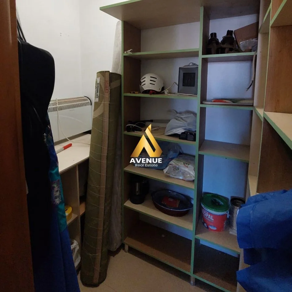 Tirane, jepet me qera apartament 3+1+Aneks+Ballkon Kati 7, 157 m² 1.100 € (Rruga Myslym Shyri)