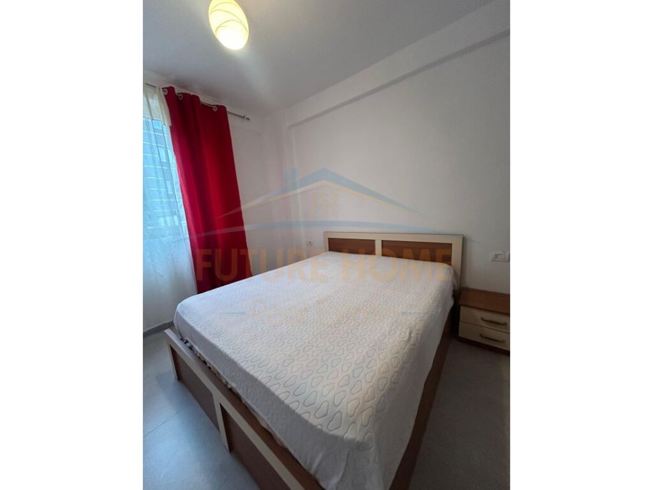 Tirane, jepet me qera apartament 2+1 Kati 3, 76 m² 400 €