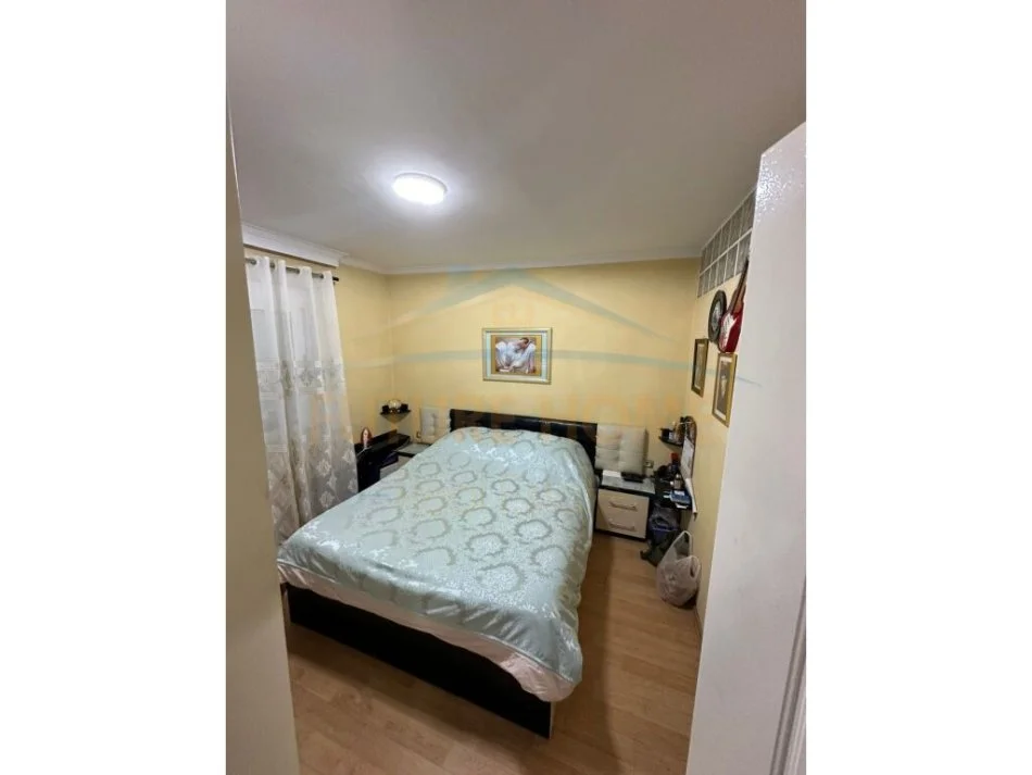 Tirane, shitet apartament 2+1 Kati 2, 59 m² 135.000 € (Ish Parku)